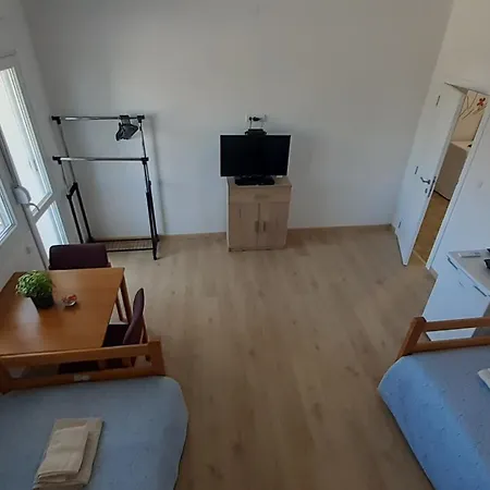 Udobna Dvokrevetna Soba Sa Terasom #2 Penzion *